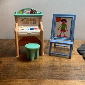 1999 Vintage Fisher-Price Class Room